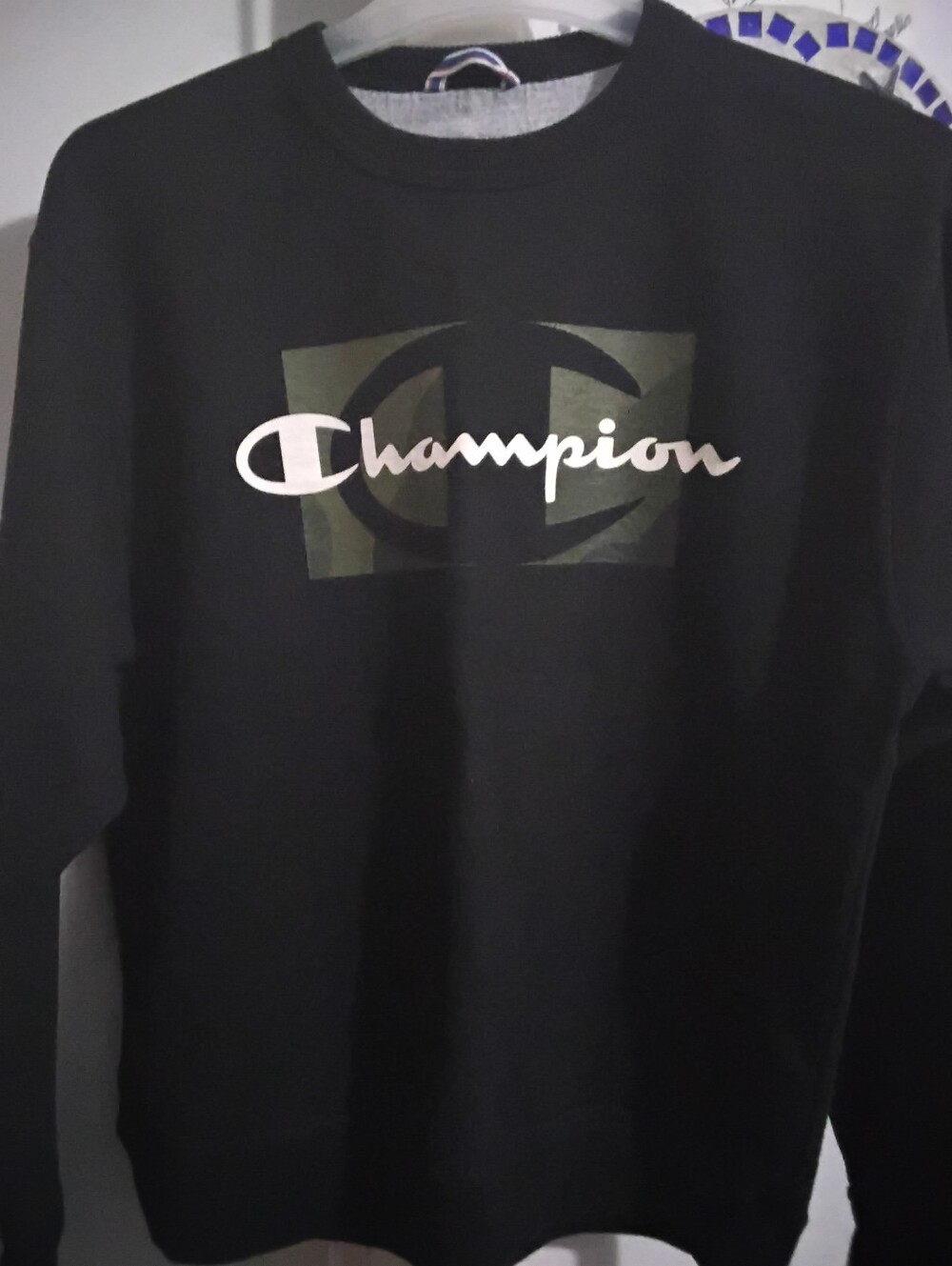 Authentic Vintage Champion Black Crewneck Sweatshirt W/ Camo Graphic Men's Sz M
